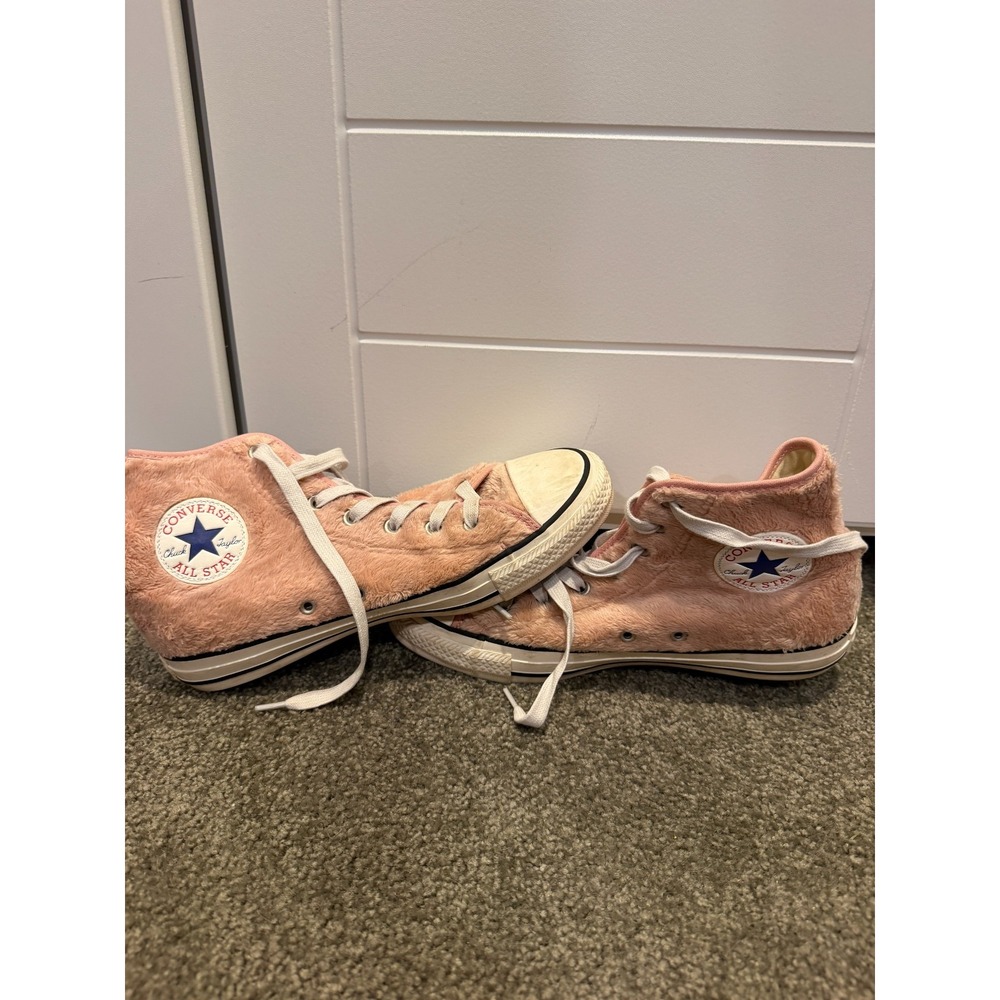 Converse Chuck Taylor Pink Faux Fur High Top Sneakers Womens 8 559027C - Picture 2 of 5